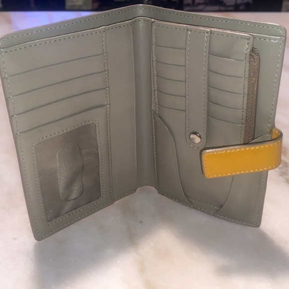 LODIS Genuine Leather Wallet - Picture 9 of 13